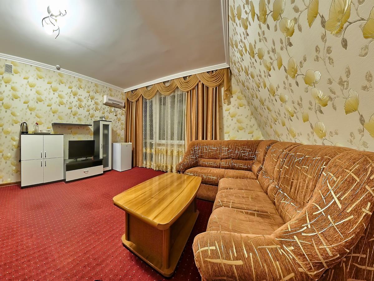 אתר נופש Sanatorium Elite Dnipro טרוסקבץ